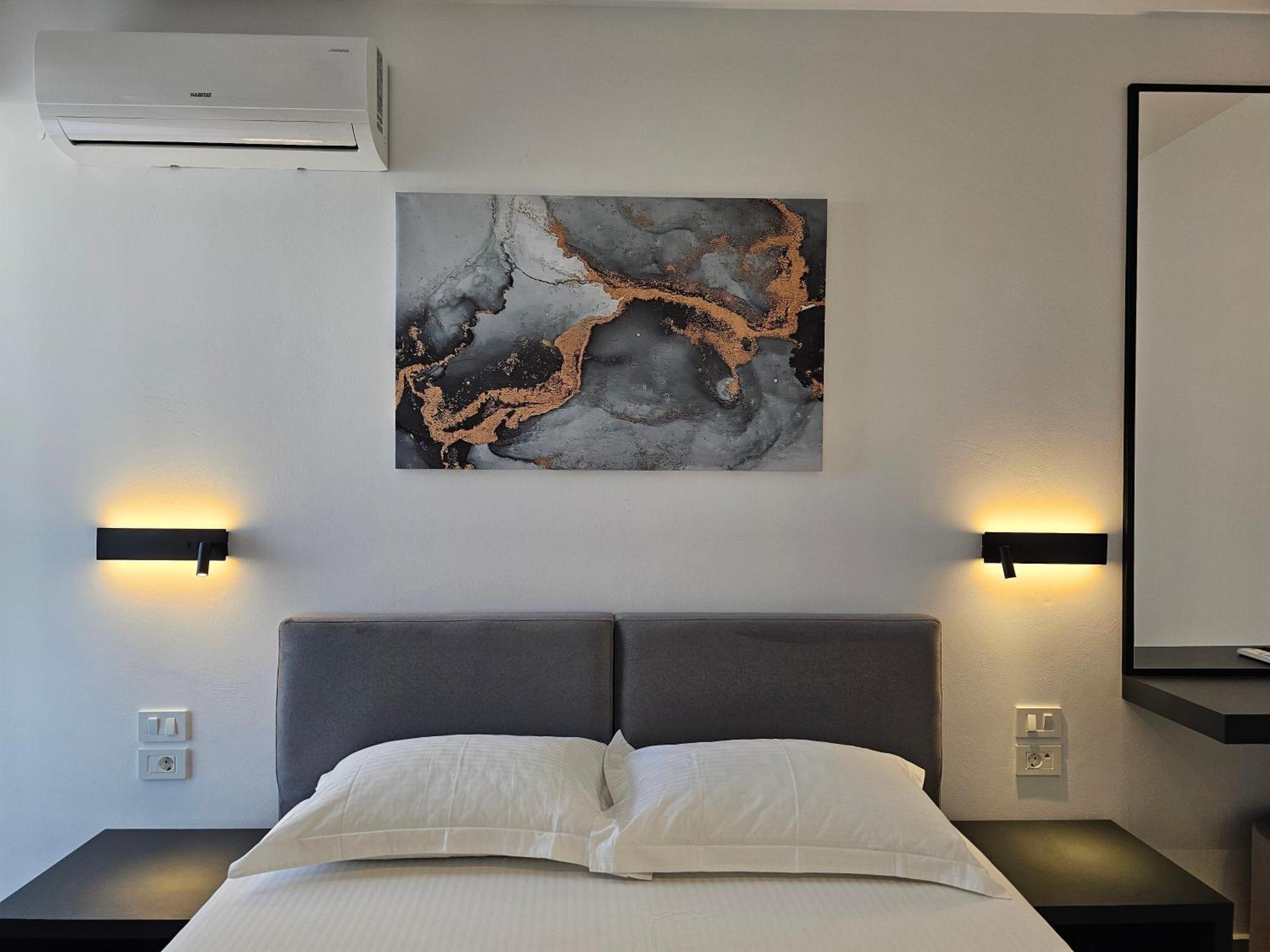 Adele Hotel Ksamil Eksteriør bilde