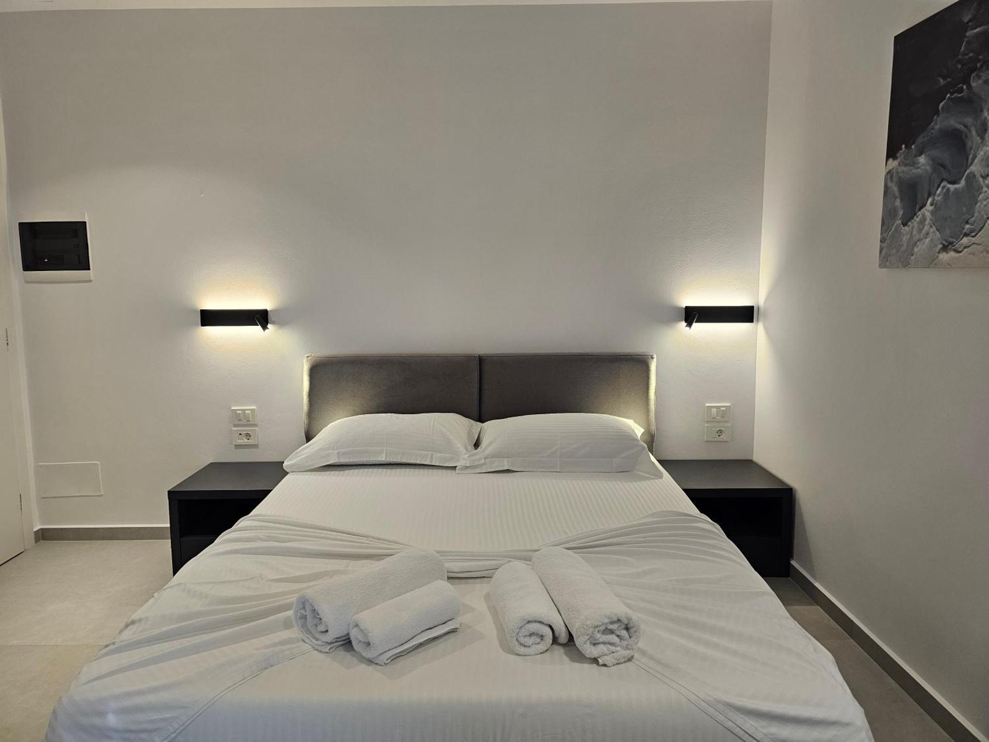 Adele Hotel Ksamil Eksteriør bilde