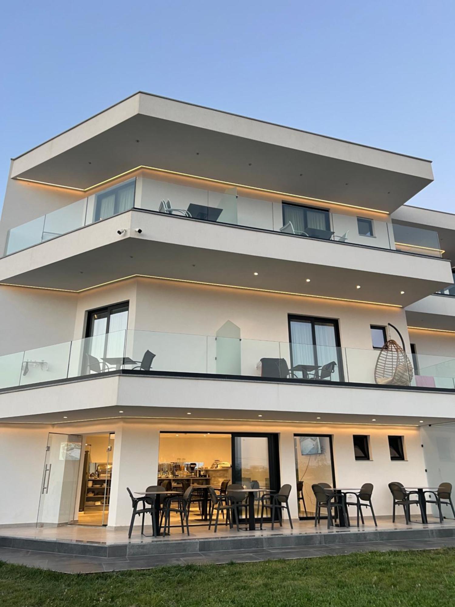 Adele Hotel Ksamil Eksteriør bilde
